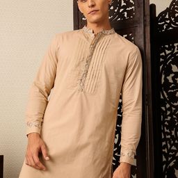 House of Pataudi Floral Yoke Design Thread Work Pure Cotton Jashn Kurta with Trousers-43