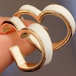 Estailo fashion Heart Shaped Hoop Earrings-image-45