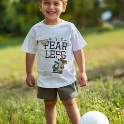 Trendyol Boys Graphic Printed Round Neck Cotton T-shirt-picture-3