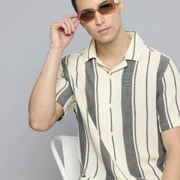 Levis Pure Cotton Relaxed Striped Casual Shirt-picture-19