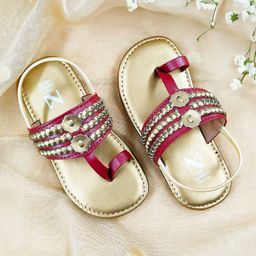 The Madras Trunk Strap Design Detailed Kolhapuri Sandals - Antique Maroon-image-2