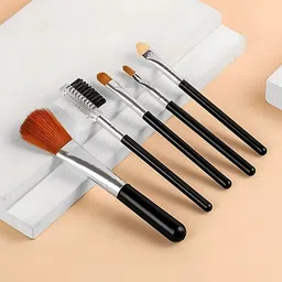 KOLORUP BEAUTY Set Of 5 High Quality Makeup Brush Set-image-39