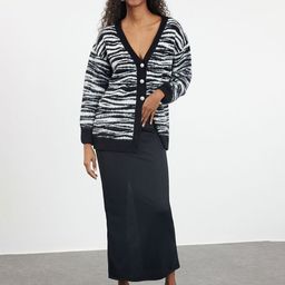 Trendyol Women Printed Cardigan-image-71