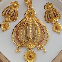 niva fashion Women Gold-Plated Floral Brass Ethnic Pendant With Earrings-image-67