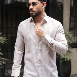 Urban Scissors Men Comfort Striped Regular Fit Spread Collar Casual Shirt-picture-39