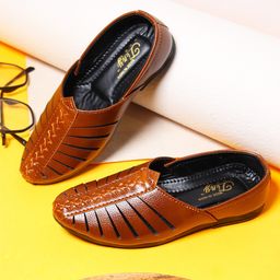 Tiny Bugs Glossy Finished Ethnic Mojaris - Tan-image-9