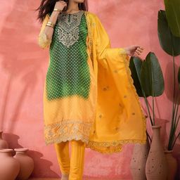 MANVAA Women Bandhani Printed Sequinned Kurta with Trousers & Dupatta-image-113