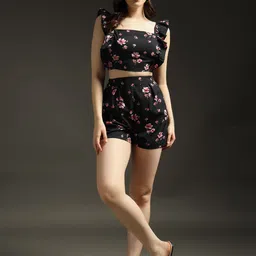 emeros Printed Top With Short Co-Ords-image-50