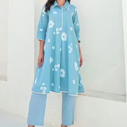 FREYAA Floral Printed Collared Neck Three Fourth Sleeve Tunic With Trouser Co-Ords-image-14