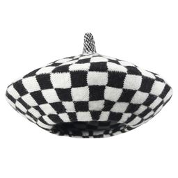 Tipy Tipy Tap Checked Beret Hat - Black-image-79