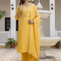 Twika Women Regular Kurta & Trousers & Dupatta-image-71