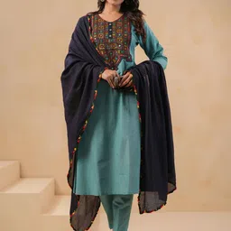 Span Floral Yoke Design Pure Cotton Straight Kurta With Trousers & Dupatta-image-42