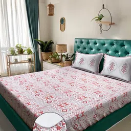 KLOTTHE Red Geometric 400 TC King Bedsheet with 2 Pillow Covers-15