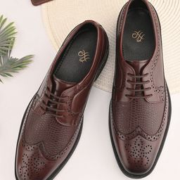House of Pataudi Men Textured Round Toe Formal Brogues-picture-55