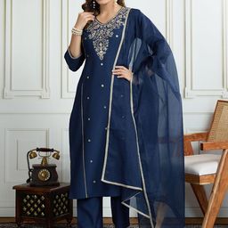 House of Pataudi Floral Embroidered V Neck Panelled Straight Kurta With Trousers & Dupatta-picture-56