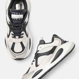 Tommy Hilfiger Women Textured Sneakers-50