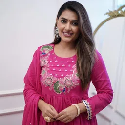 CHANDALIYO Women Ethnic Motifs Embroidered Pleated Kurta with Trousers & With Dupatta-image-1