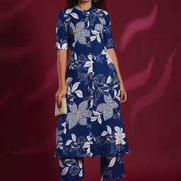 DIVASTRI Floral Printed Band Collar Kurta With Palazzos-35