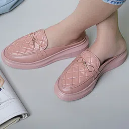 Shezone Women Textured Round Toe Mules-image-91