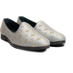 Bold Bunny Silver Leather Casual Shoes-picture-38