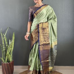 DIVASTRI Woven Design Zari Saree image 2