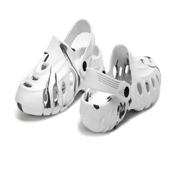 KNIEVL Men Printed Clogs image 3