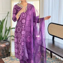 Siya Fashion Women Geometric Printed Regular Kurta With Trousers & Dupatta-picture-8