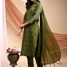 ARADHNA Women Ethnic Motifs Embroidered Kurti with Trousers & With Dupatta-picture-16