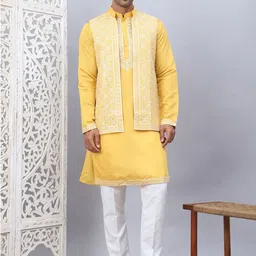 Jompers Men Floral Embroidered Regular Chikankari Kurta with Pyjamas-25