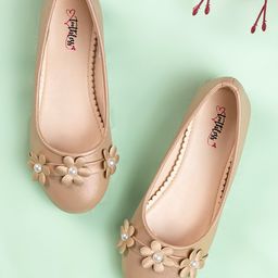 Toothless Floral Applique Detailed Pearls Embellished Ballerinas - Beige-image-91