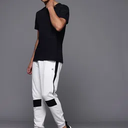 HRX by Hrithik Roshan Men Printed Joggers-image-47