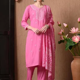 Anouk Floral Embroidered Notch Neck Thread Work Straight Kurta With Trouser And Dupatta-picture-7