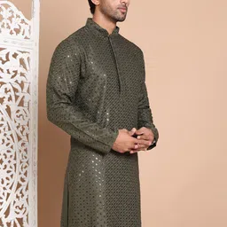 Jompers Men Geometric Embroidered Sequinned Kurta-picture-34