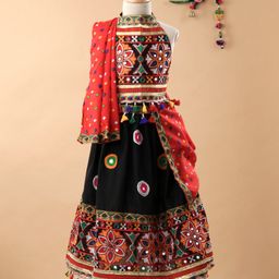 Bownbee Mirror Work Sleeveless Choli With Dupatta & Lehenga Set - Black-image-58