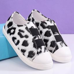 Babyoye Casual Shoes Cheetah Print - Silver-image-55