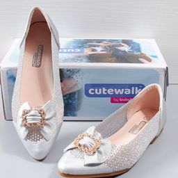 Cute Walk by Babyhug Party Wear Belly Shoes Bow Applique - Silver-image-77