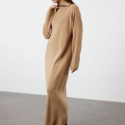 Trendyol Shirt Collar Solid Long Extended Sleeves Maxi Dress-image-90