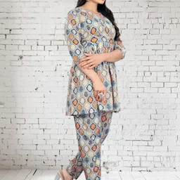 KANUDA Women Black Poly Crepe Kurta Sets-picture-1