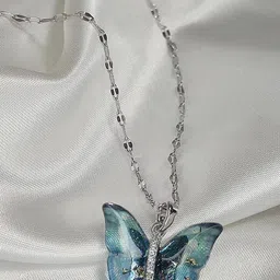 BEYTER Stainless Steel Elegant Butterfly Vibrant Winged Beauty Pendant With Chain-picture-41