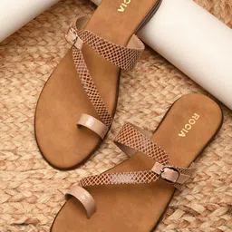 Rocia Women Open Toe Flats-image-97