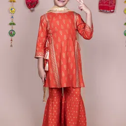 HERE&NOW Girls Floral Printed Regular Kurta with Sharara & With Dupatta-picture-18