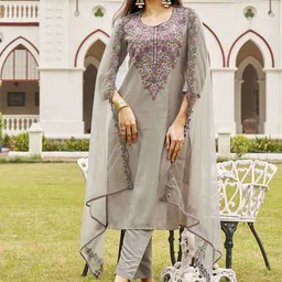 Tikhi Imli Women Floral Yoke Design Regular Thread Work Kurta with Trousers & With Dupatta-42