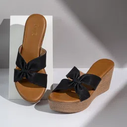 Inc 5 Party High-Top Wedge Sandals-38