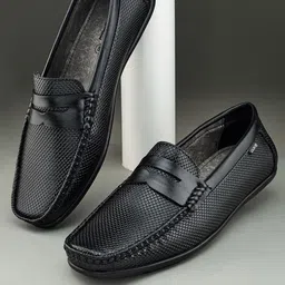 Duke Men Textured Loafers-picture-23