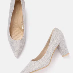 Van Heusen Woman Chevron Woven Design Block Pumps-23
