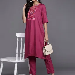Biba Women Fuchsia Printed Kurta with Trousers-image-3