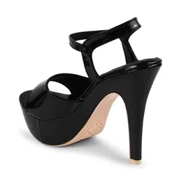 JM Looks Open Toe Platform Heels With Buckle Closure image 3