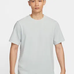Nike Primary Men's Dri-FIT Short-sleeve Versatile T-Shirt-image-53