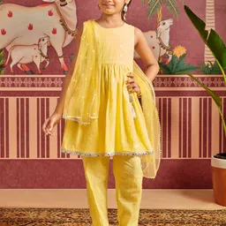 MASTARANG Girls Embroidered Zari Pure Cotton Kurta With Trousers & Dupatta-picture-11