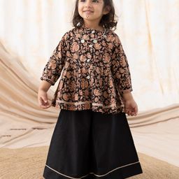 Tiber Taber 100% Cotton Three Fourth Sleeves Floral Printed & Lace Detailed Top & Palazzo Set - Black-image-26